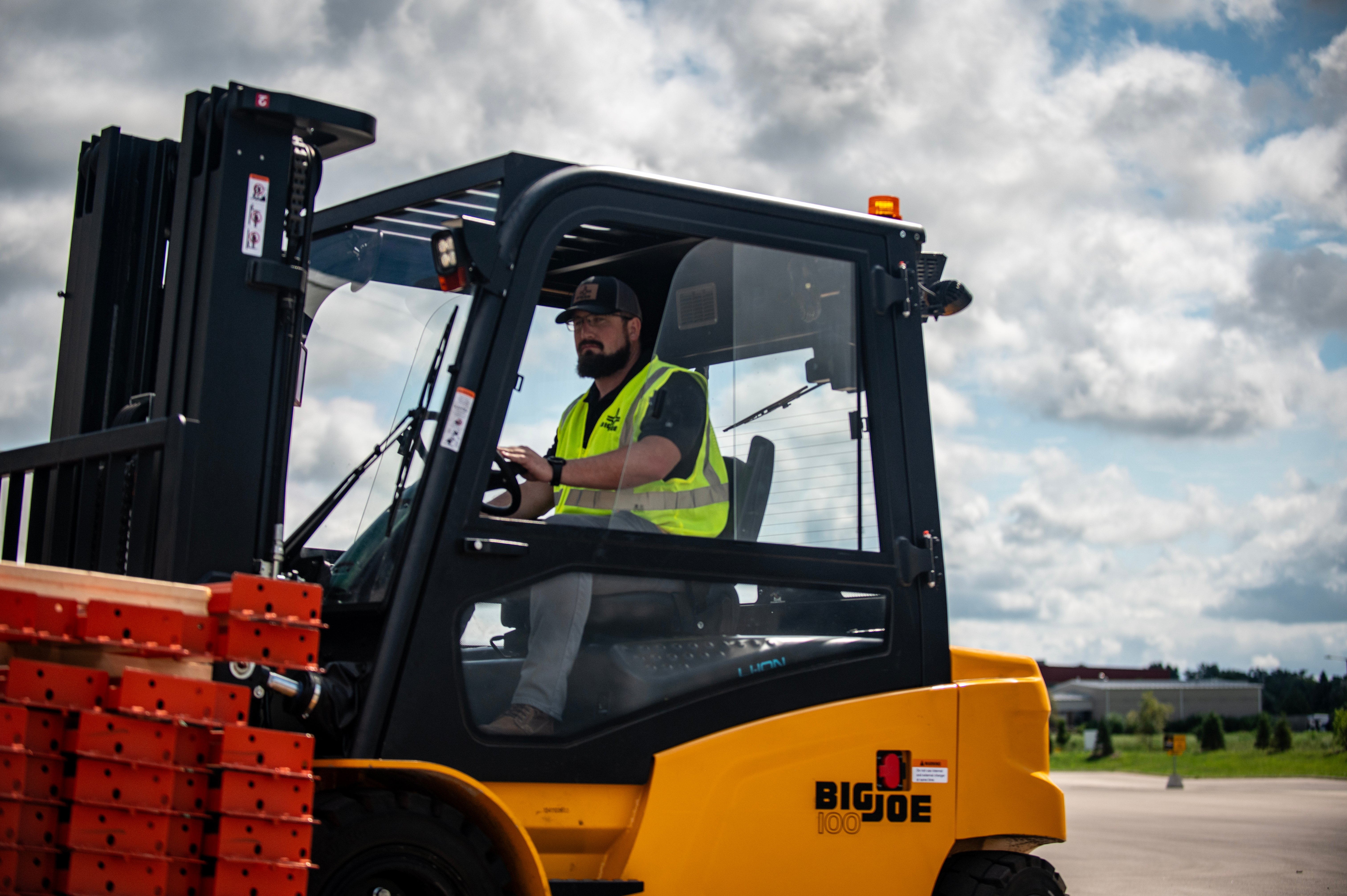 Lithium-ion Forklift