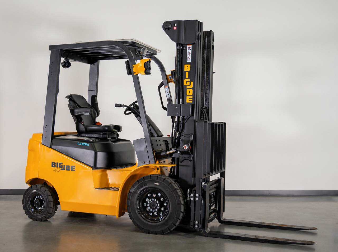 Big Joe Forklifts LPX40 2 Big Joe Forklifts LPX40 2